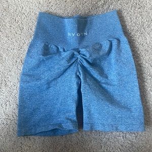 NVGTN Scrunch Short